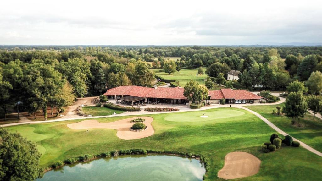 cropped golf de la bresse2