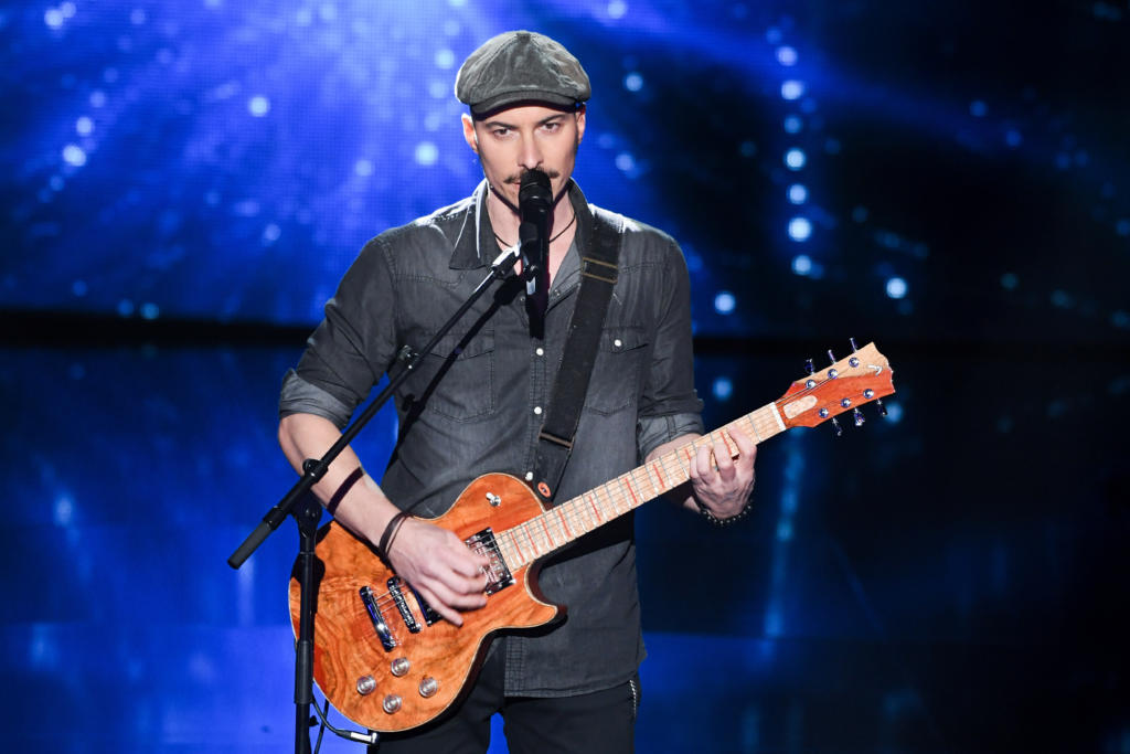 nico_sarro-thevoice-lionelguericolas-Bureau233 - TF1 - THE VOICE