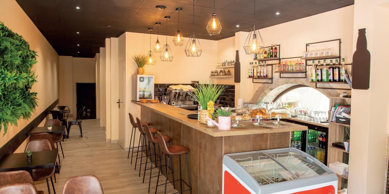 Café des Cordeliers : un nouveau bar investit la place des Cordeliers