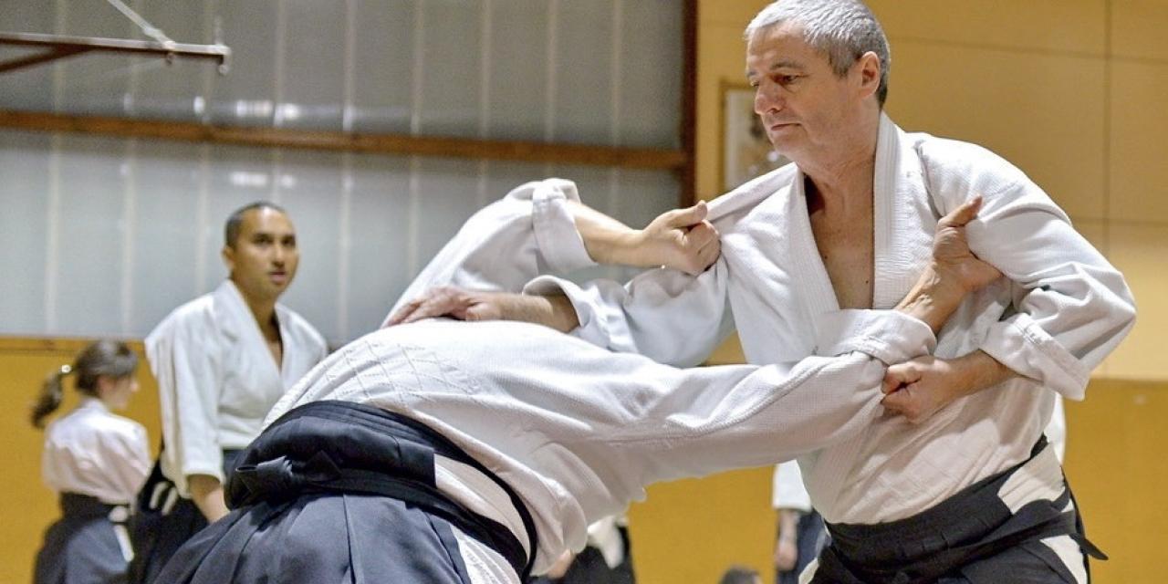 J’ai testé pour vous… l’aïkido sur le tatami bressan