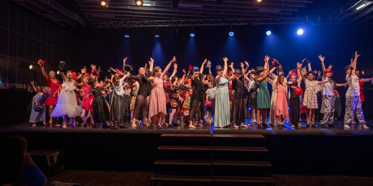Emotion et créativité au spectacle de danse « Bandes originales » à Péronnas