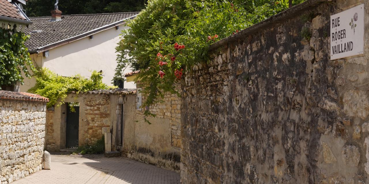 « Vailland à Meillonnas » : première promenade littéraire printanière