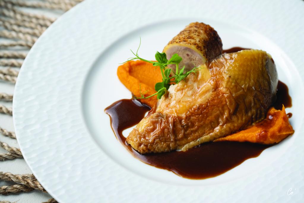 pintade proche h