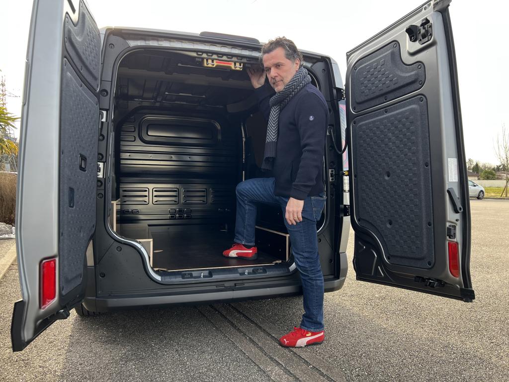 cargo arr interieur
