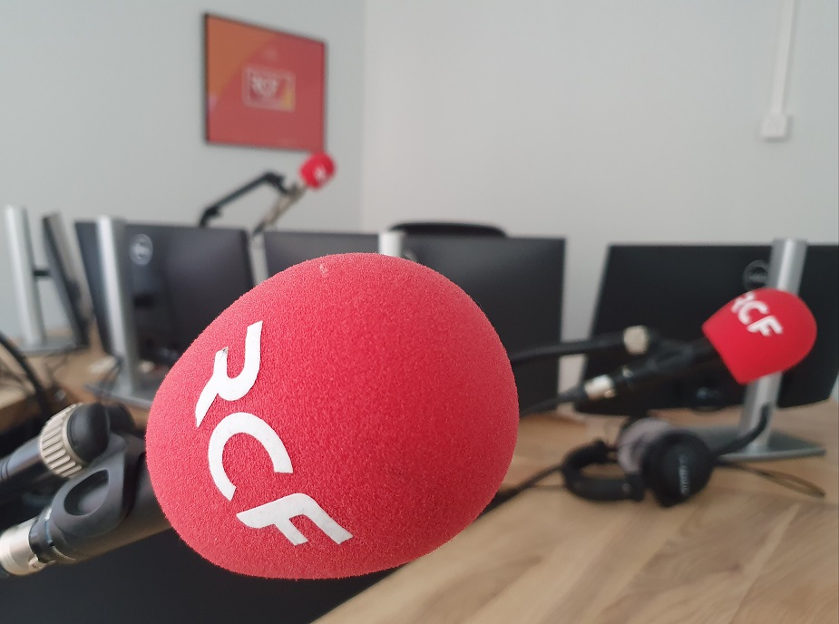 micro studio 2