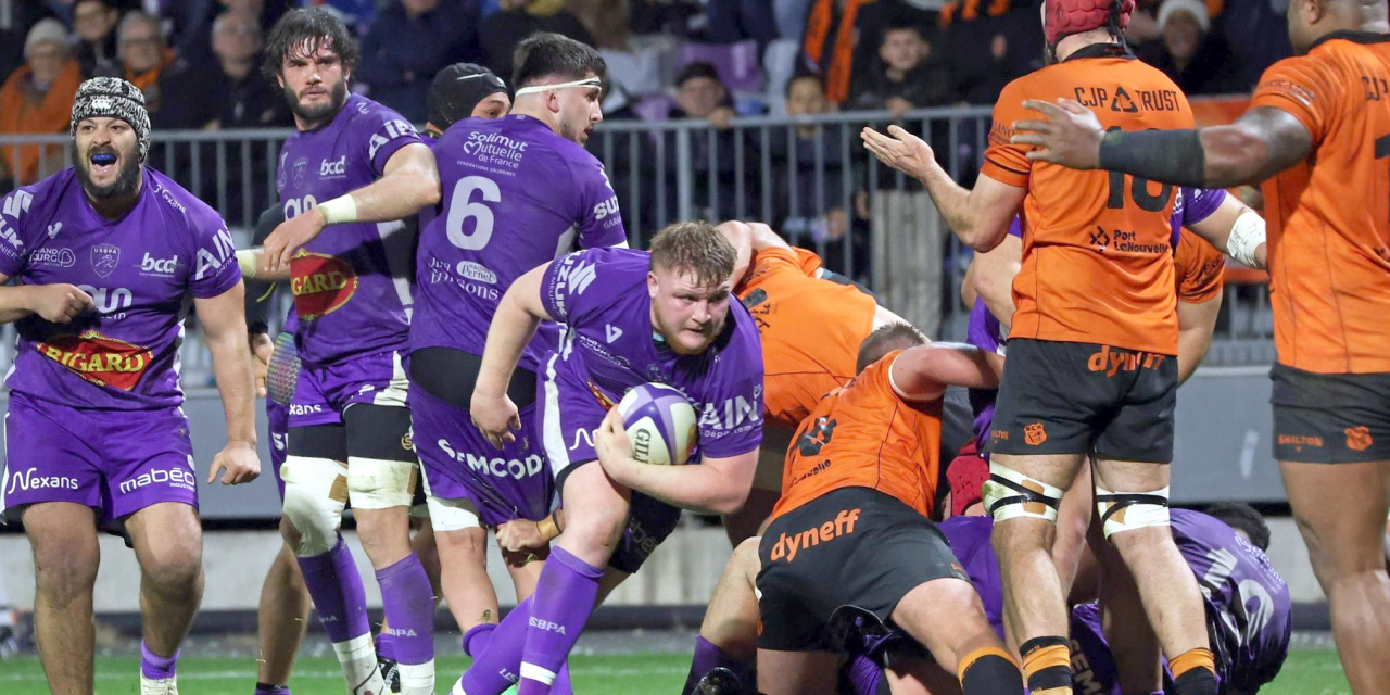 Florian Burlet a signé son premier contrat professionnel avec les Violets
