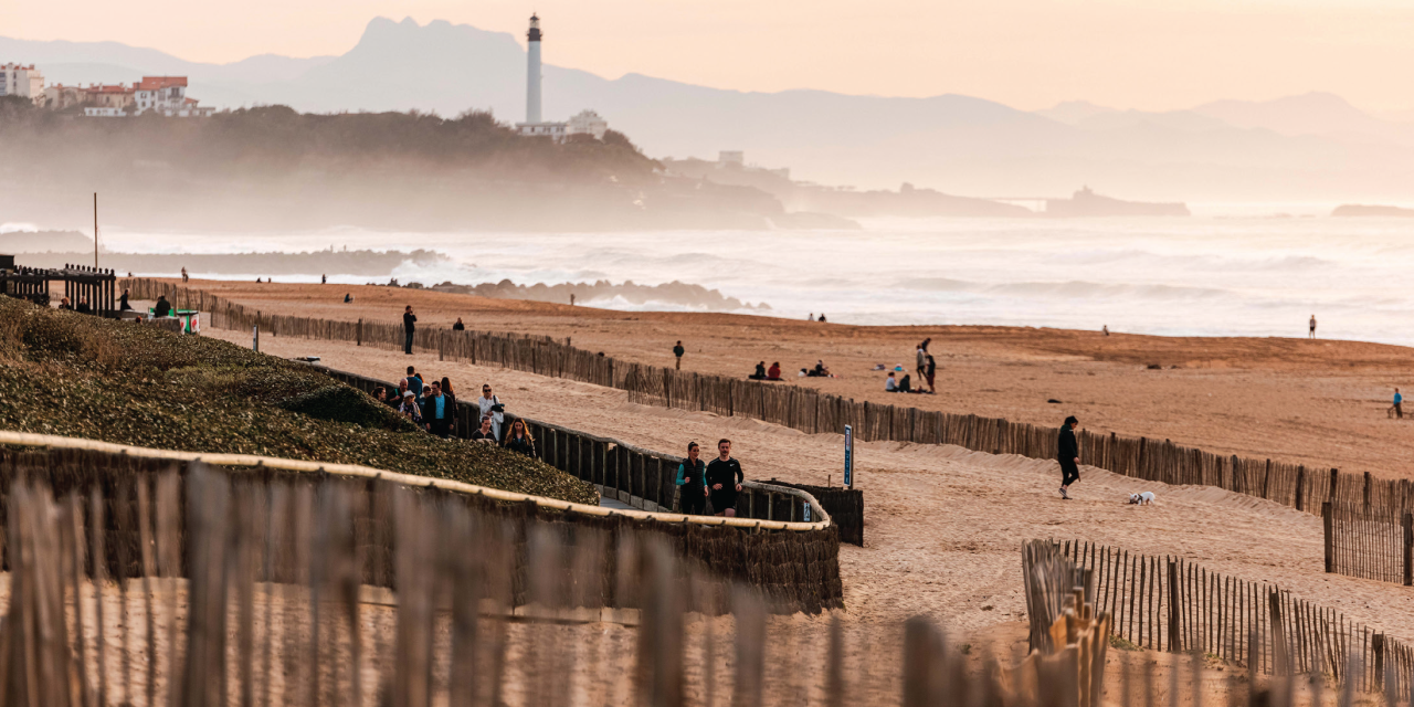 Partez en voyage à Anglet, soleil, surf & good vibes assurés !