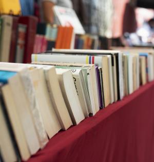 old books arrangement second hand market